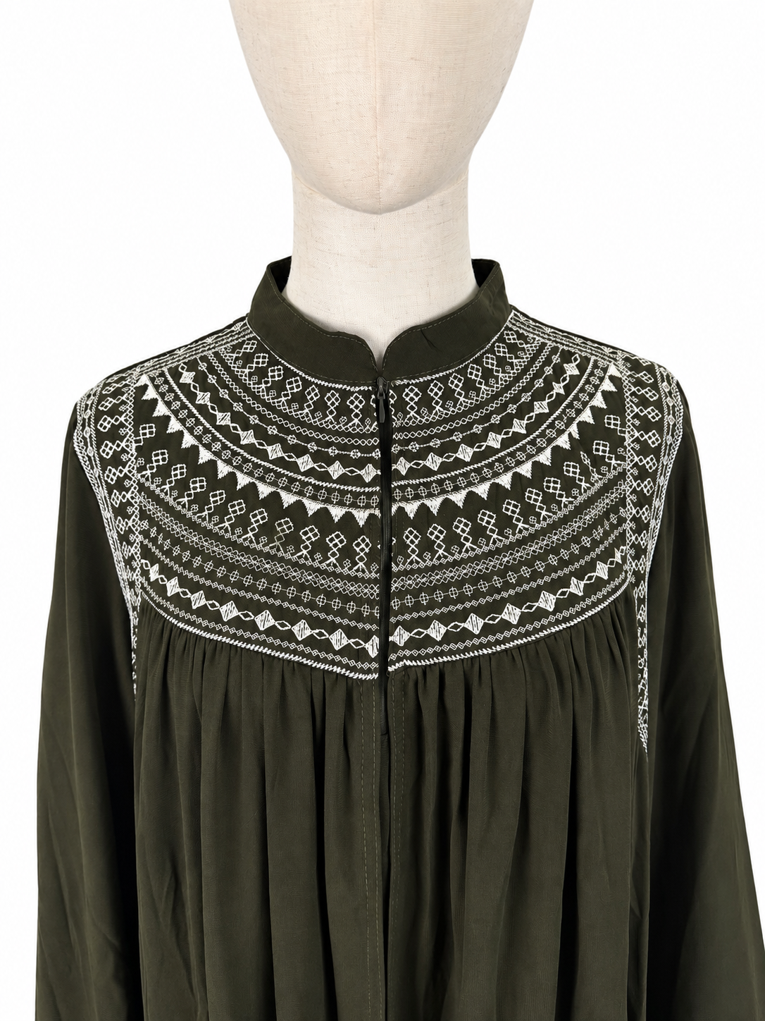 Abaya Leyla