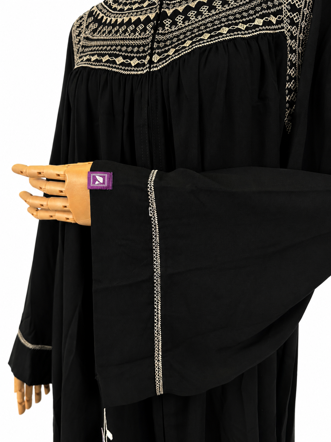 Abaya Leyla