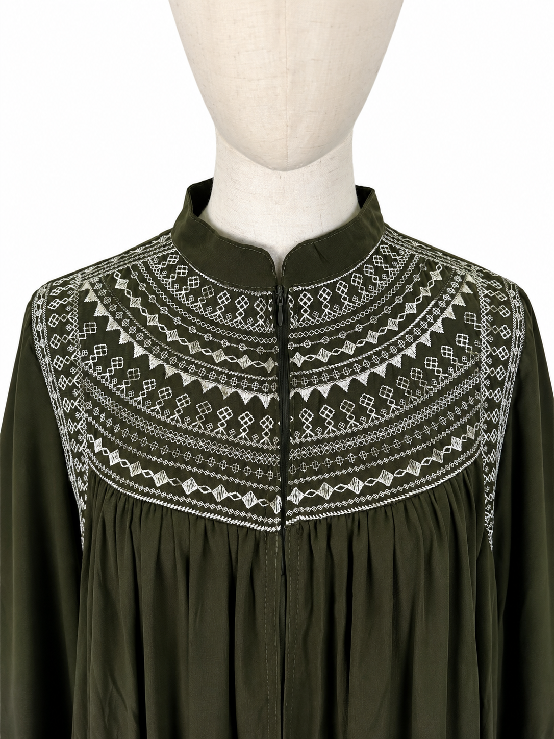Abaya Leyla